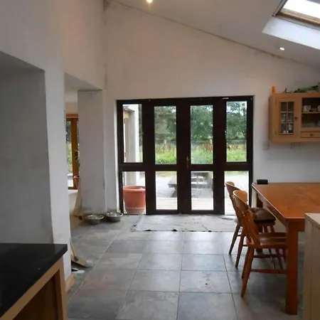 Old Farmhouse * Broadford (Clare)